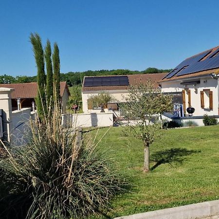 Gite De La Combe Ganat 3 Etoiles Sanvignes-les-Mines Eksteriør billede