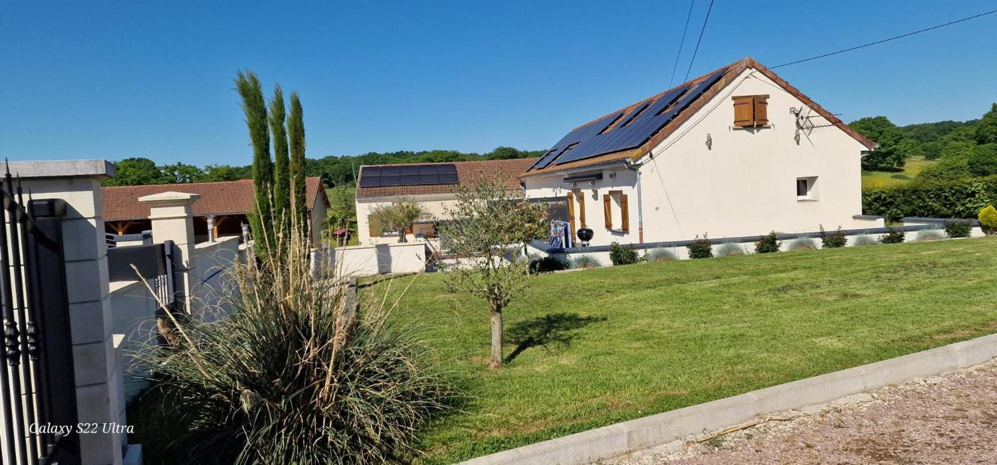 Gite De La Combe Ganat 3 Etoiles Sanvignes-les-Mines Eksteriør billede