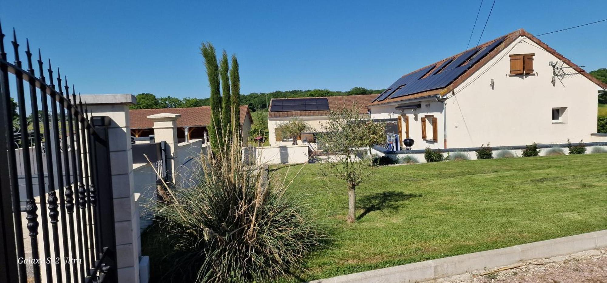Gite De La Combe Ganat 3 Etoiles Sanvignes-les-Mines Eksteriør billede